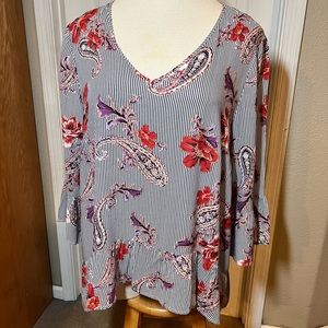 Unique Spectrum blouse size 3X , dark navy, coral, purple, floral and pa…